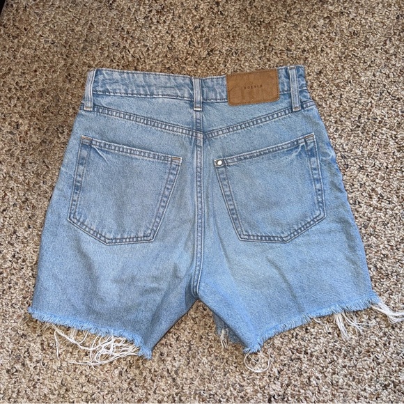 H&M Bermuda mom distressed shorts women’s 2 - Picture 5 of 5
